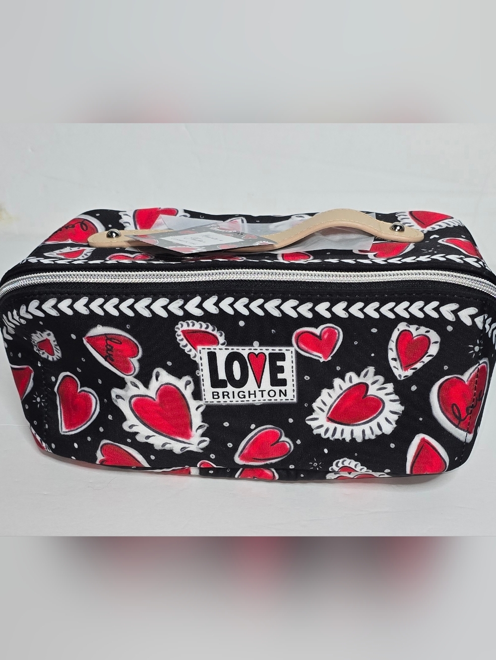 Brighton Hearts a Flutter Travel Cosmetic Bag New In Package- NWT